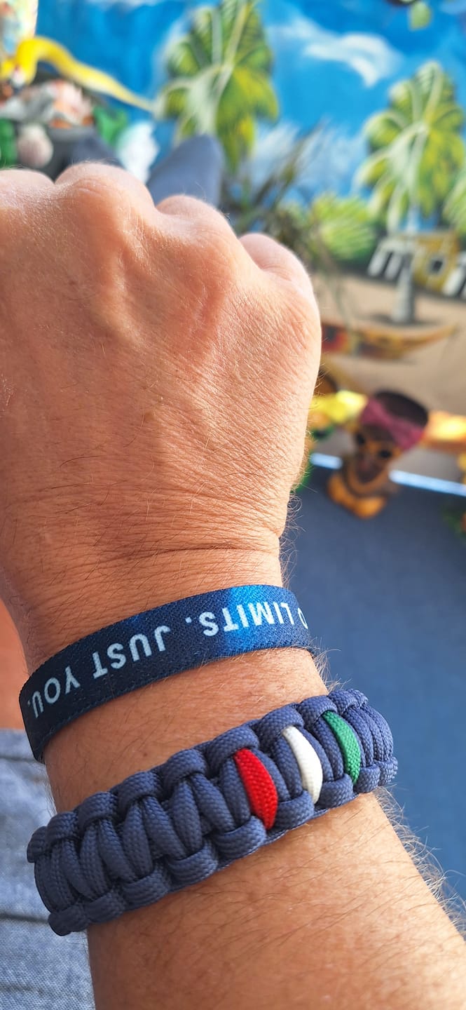 Customer photo review of Find your own way - Elastisches Armband