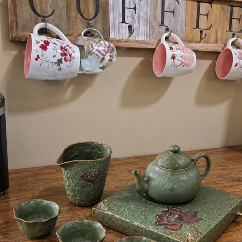 Customer photo review of Akihiro Side Grip Teapot & Candle Tea Warmer Set