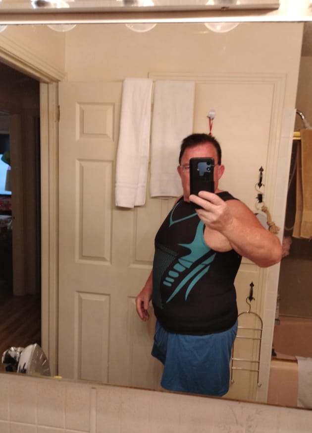 Customer photo review of KORVEN™ | Disimula Abdomen y Pecho