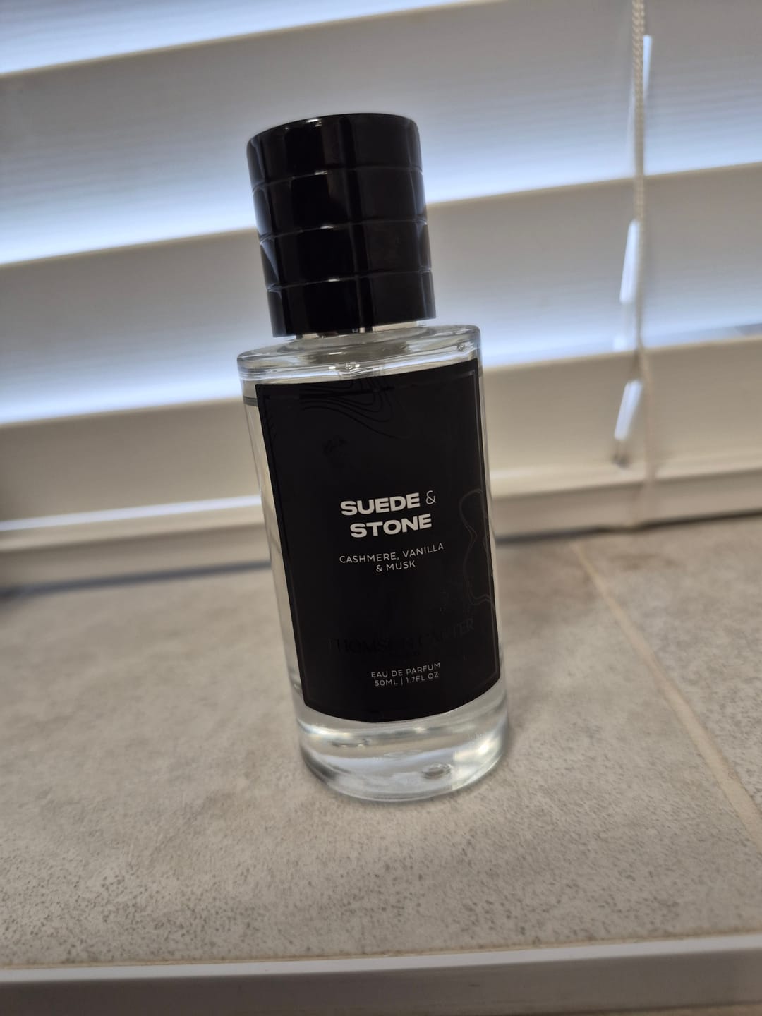 Customer photo review of Suede & Stone | Eau de Parfum