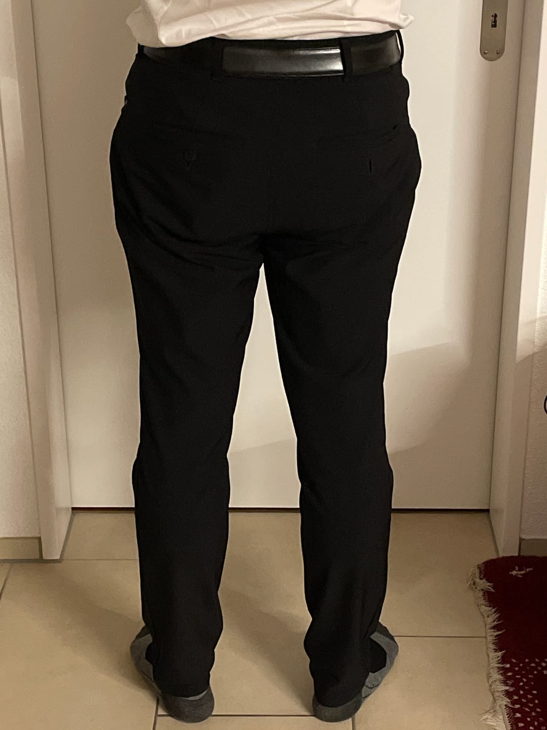 Customer photo review of Evolution Hose Herren - Schwarz