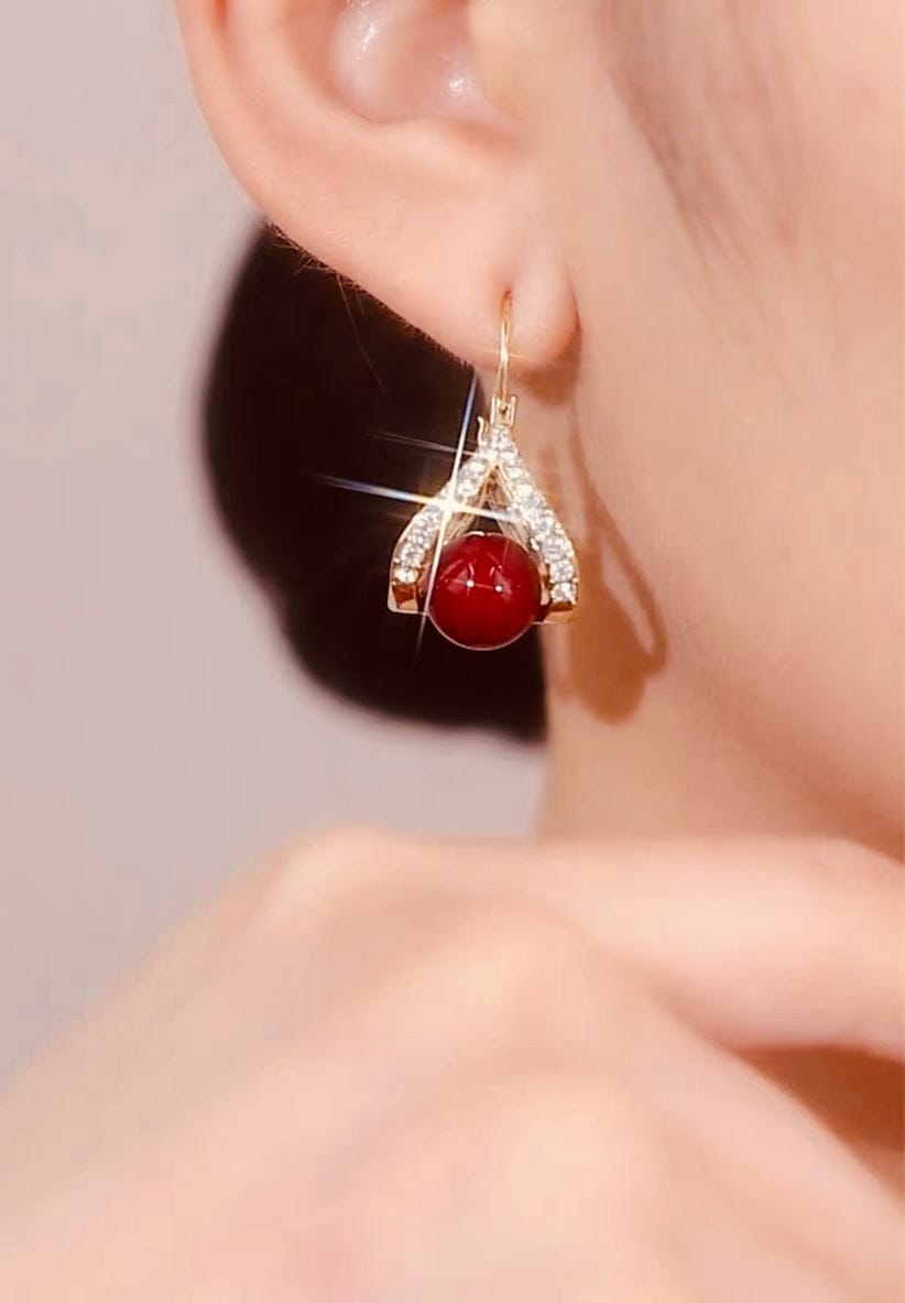 Customer photo review of Noa Earrings