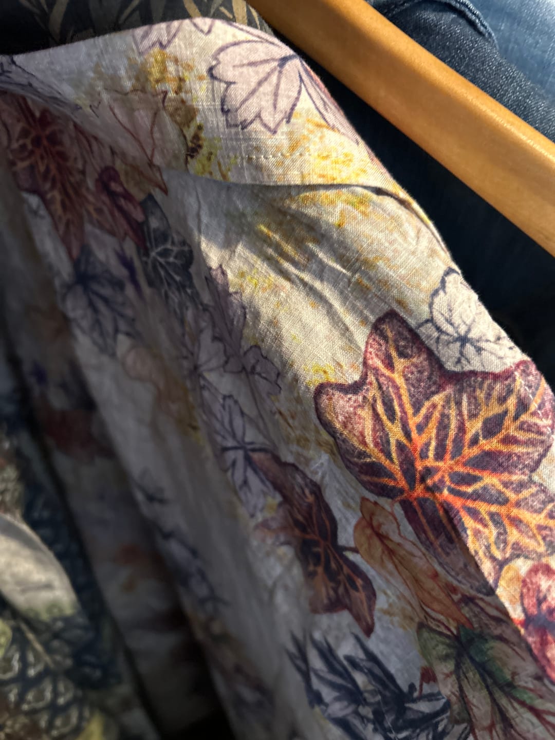 Customer photo review of Chemise Homme Resort à Manches Courtes avec Imprimé Feuilles Botaniques Aquarelle