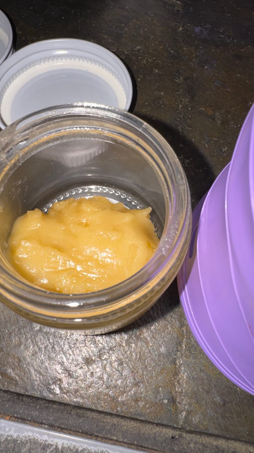 Customer photo review of Blueberry Parfait (Live Resin Badder)
