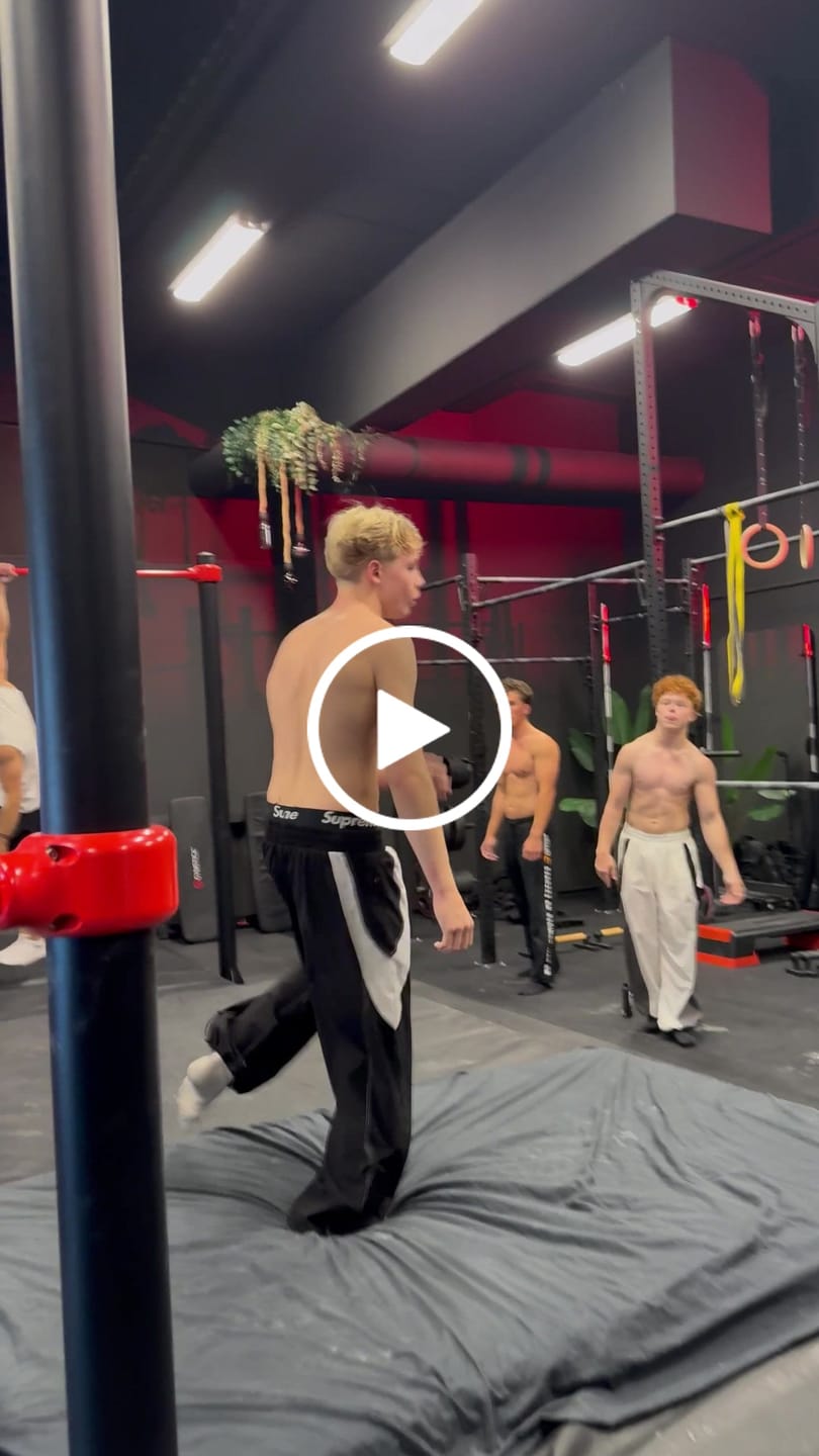 Customer video review of Ultralight Pants black-white
