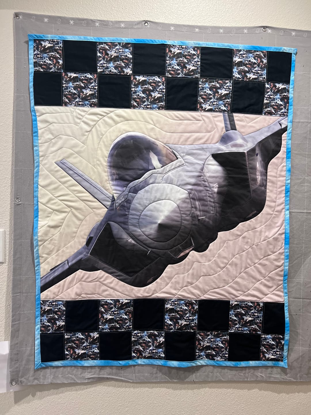 Customer photo review of Realistic Close-Up F35 Fighter Jet Fabric Panel