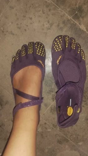 Customer photo review of Five Toe Shoes