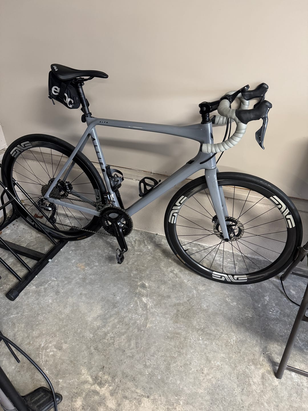 Customer photo review of Custom ENVE SES 3.4 Rim Decals