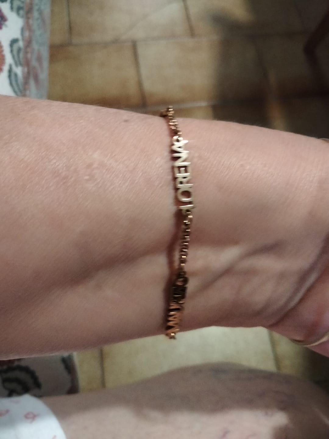 Customer photo review of Bracciale personalizzato con nome