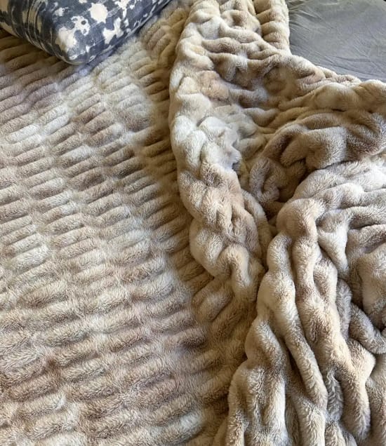 Customer photo review of Lola - The Cloud Blanket
