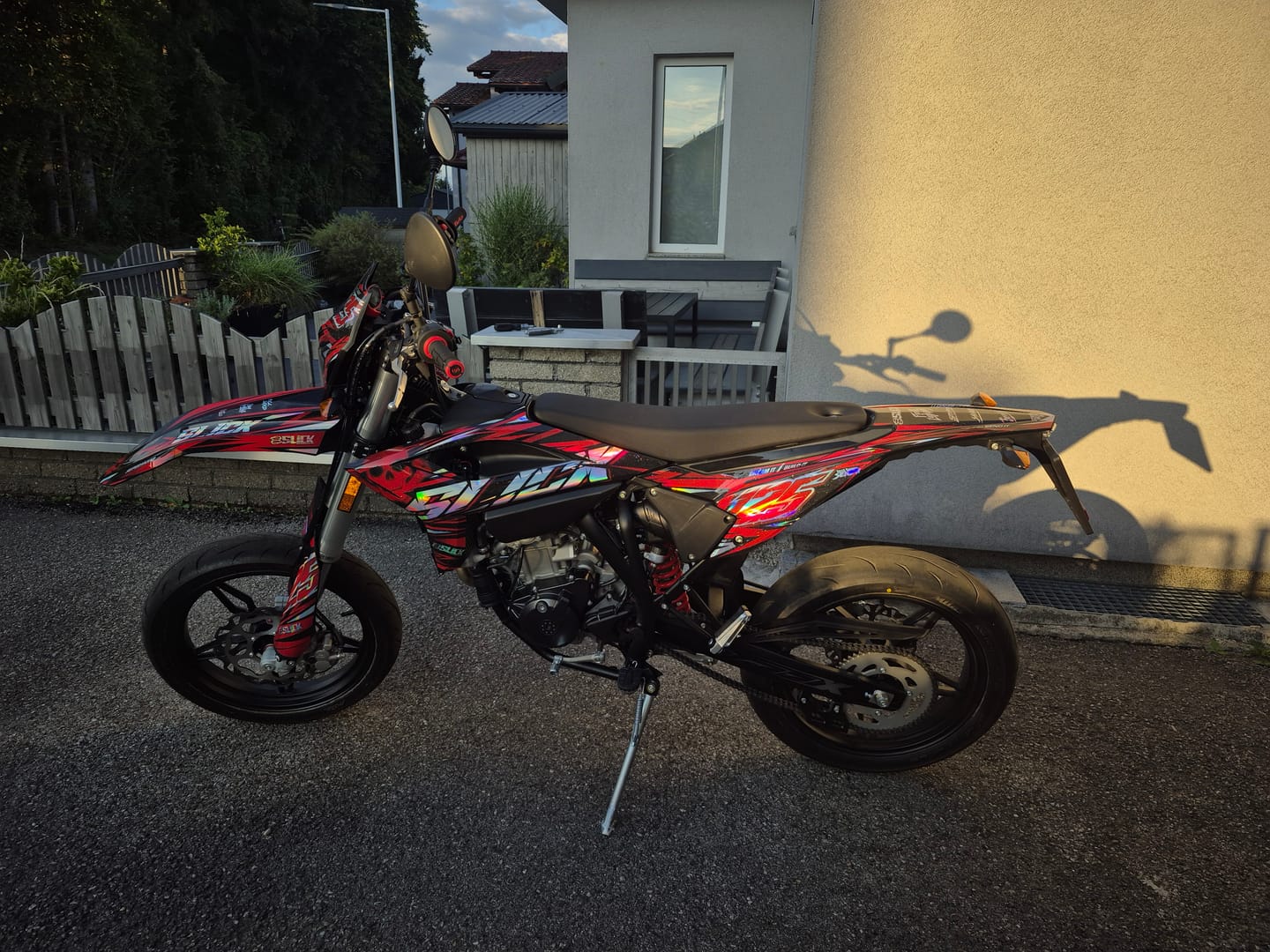 Customer photo review of PIRATERAGE - GRAPHICS KIT