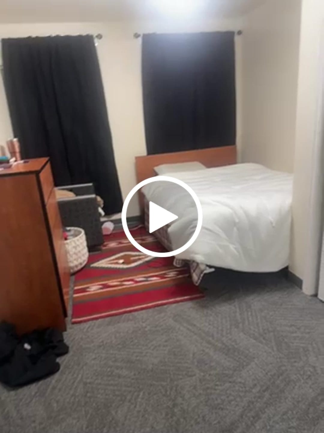Customer video review of MarshMellow Comforter