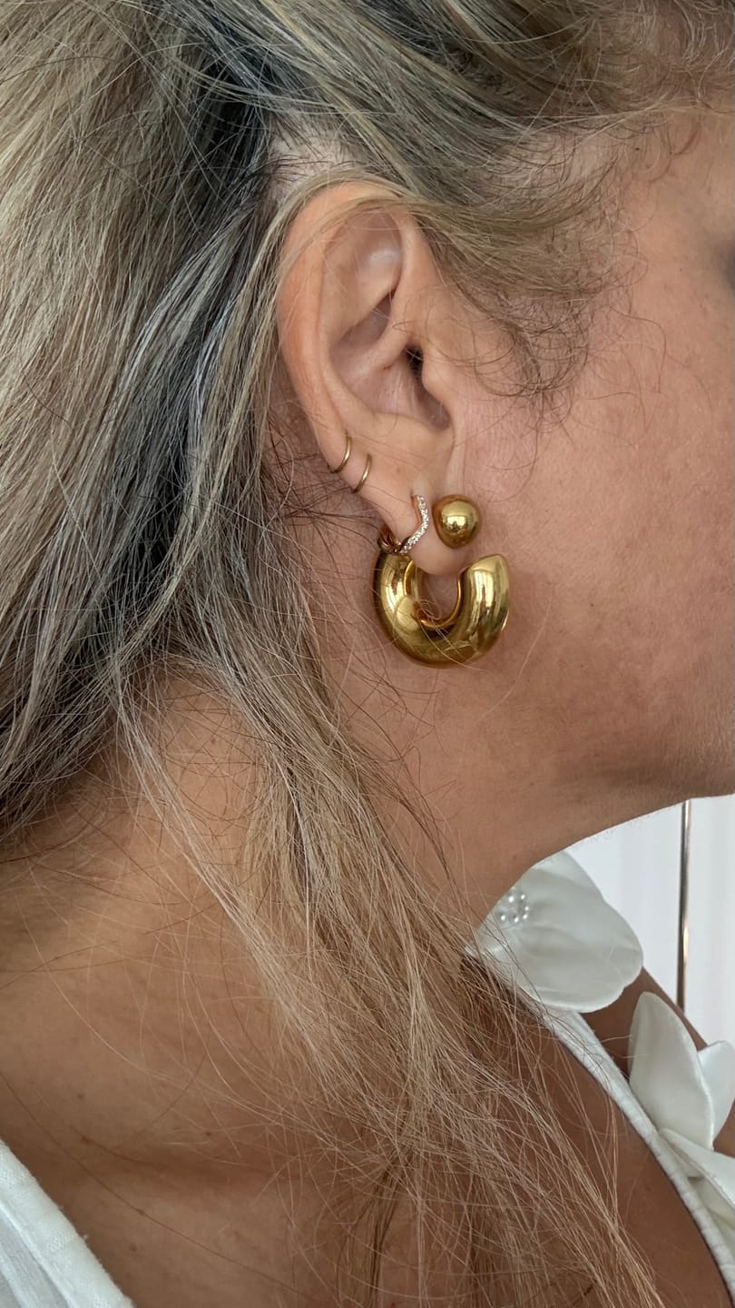 Customer photo review of Orecchini "Luna sfuggente"