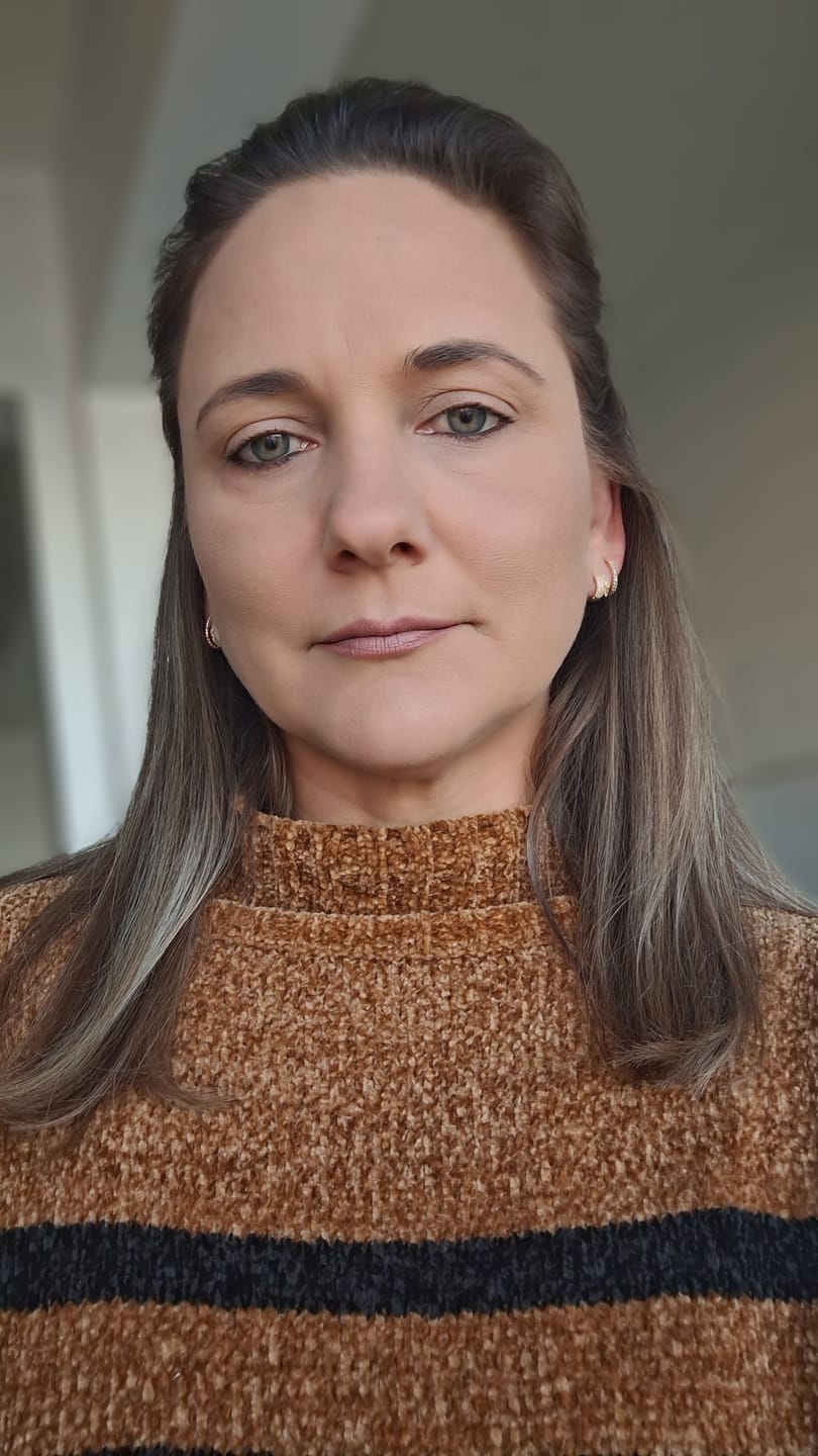 Customer photo review of Blush Stick - Vizzela