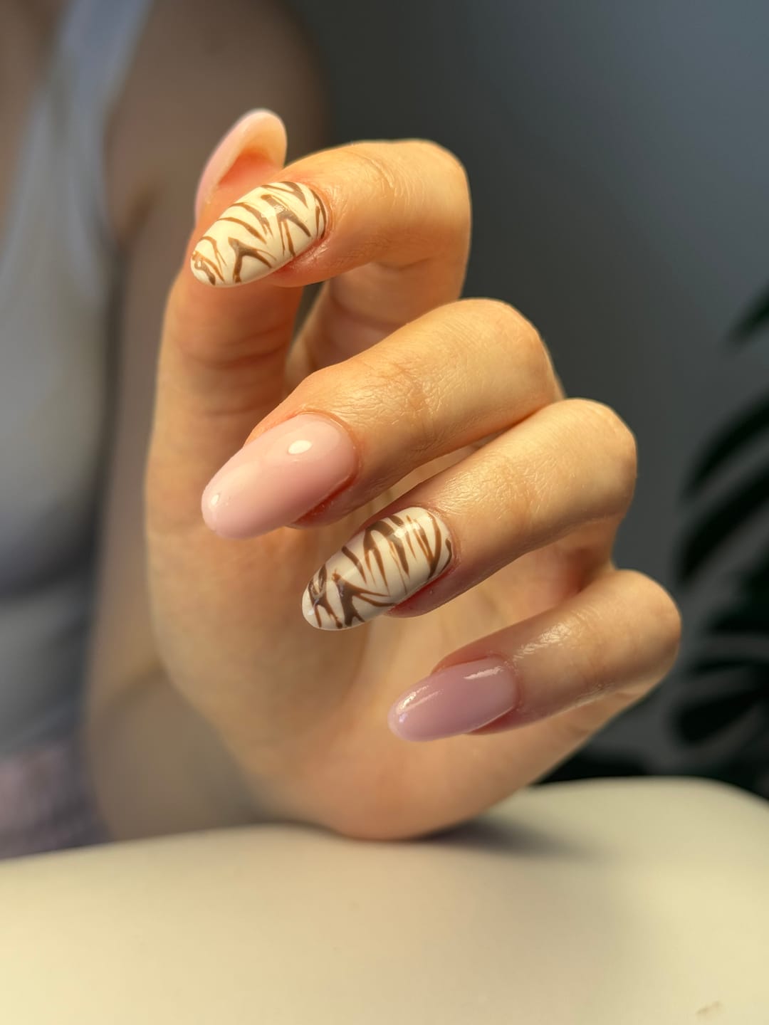 Customer photo review of Semilac One Step Gel Polish Bottle 252 Milky Pink 7ml