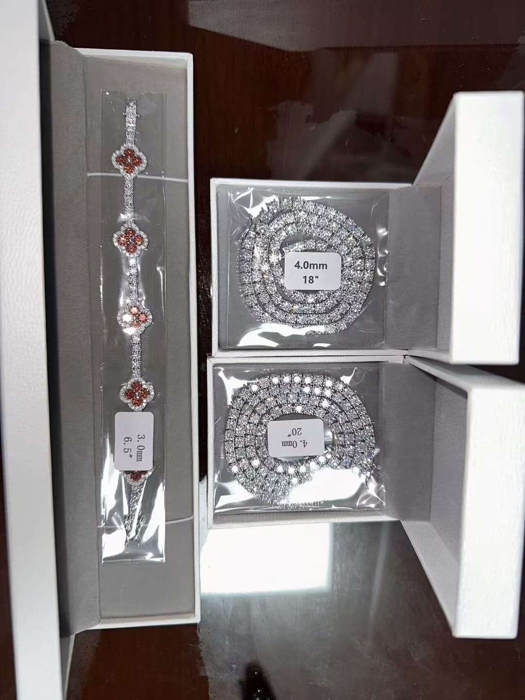 Customer photo review of New Arrival Solid Silver Color Moissanite Clover Tennis Bracelet 3MM