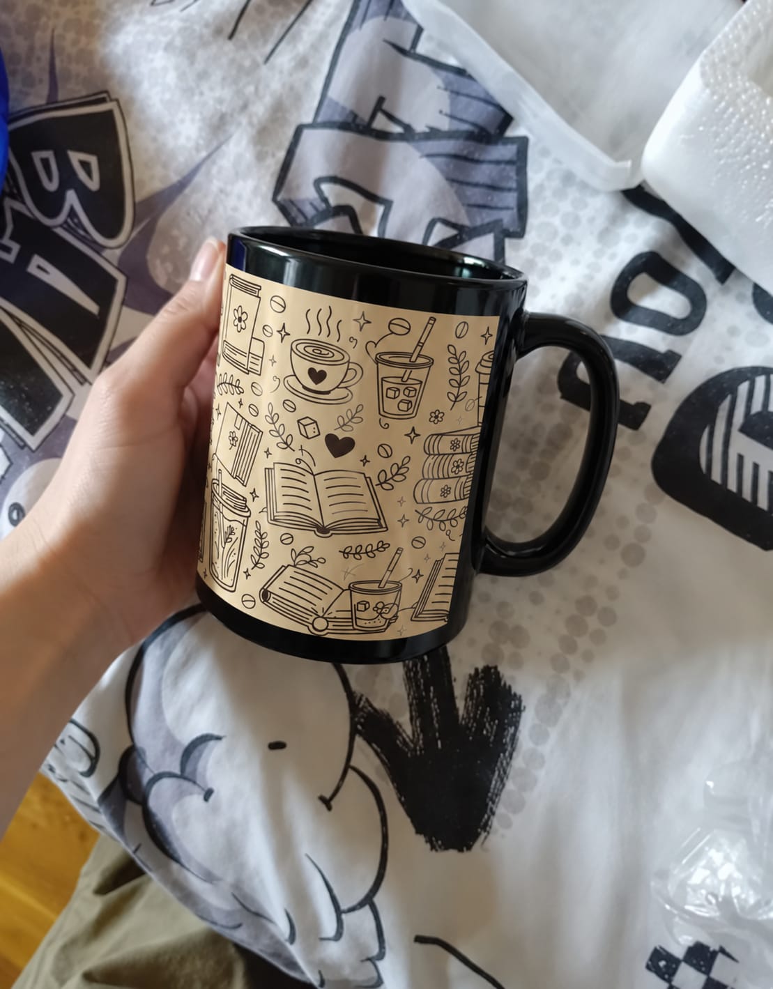 Customer photo review of Busy life. Soft moments. Black Mug