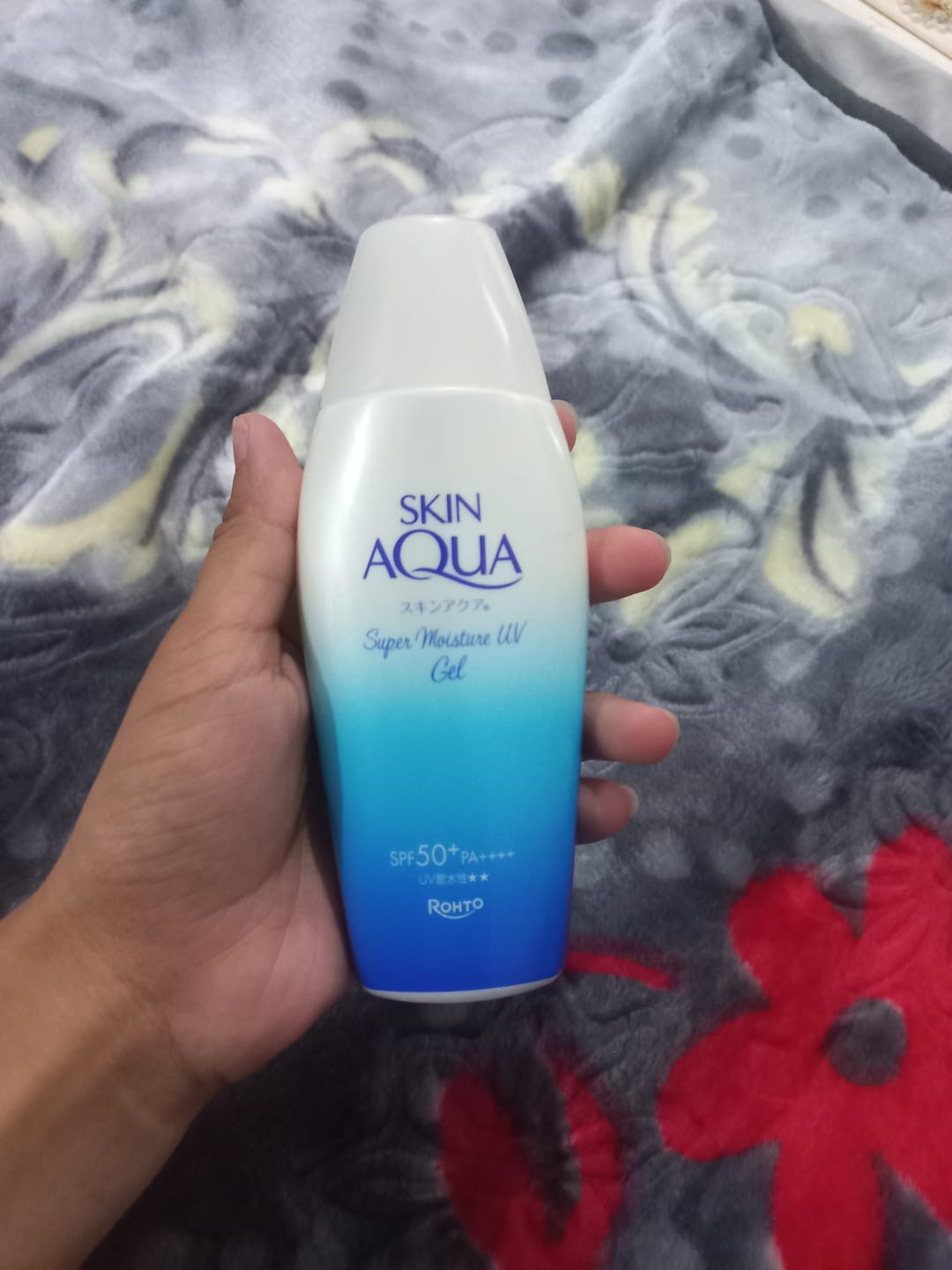 Customer photo review of Skin Aqua Super Moisture UV Gel 110g - Value Size Sunscreen SPF50+ PA++++