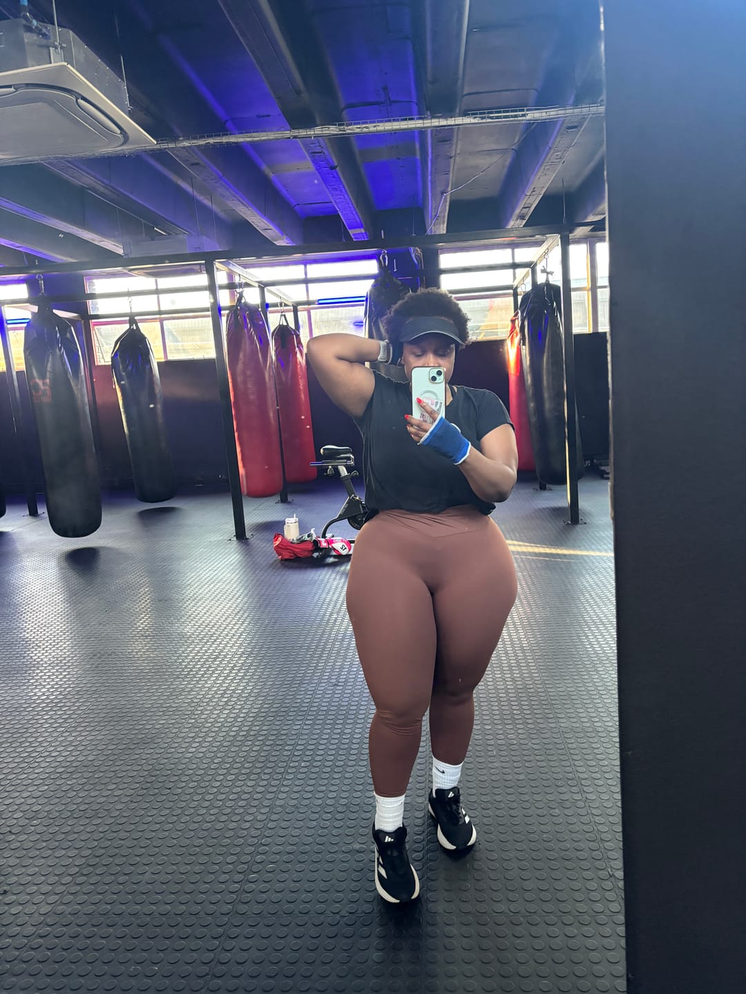 Customer photo review of Plain Crossover High-Rise Leggings
