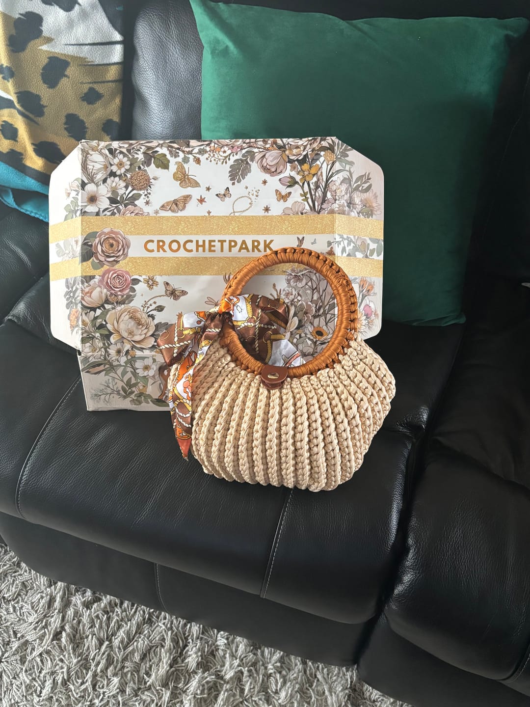 Customer photo review of CrochetPark™ Shell crochet Handbag DIY Kit