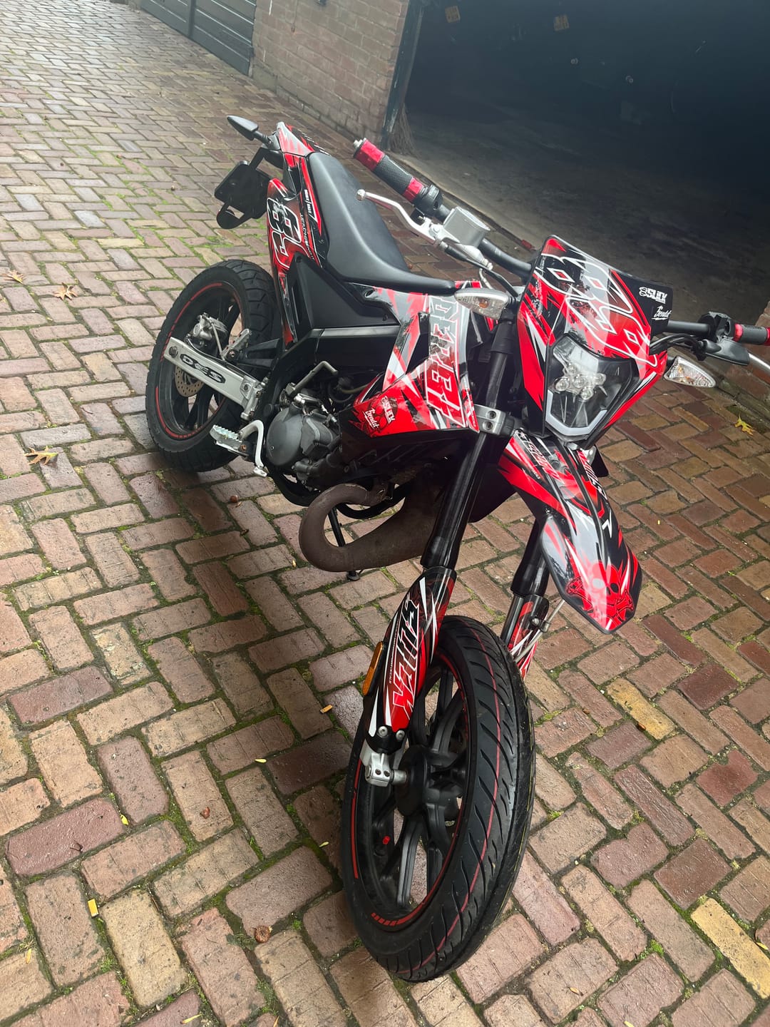 Customer photo review of SHOCK - GRAPHICS KIT