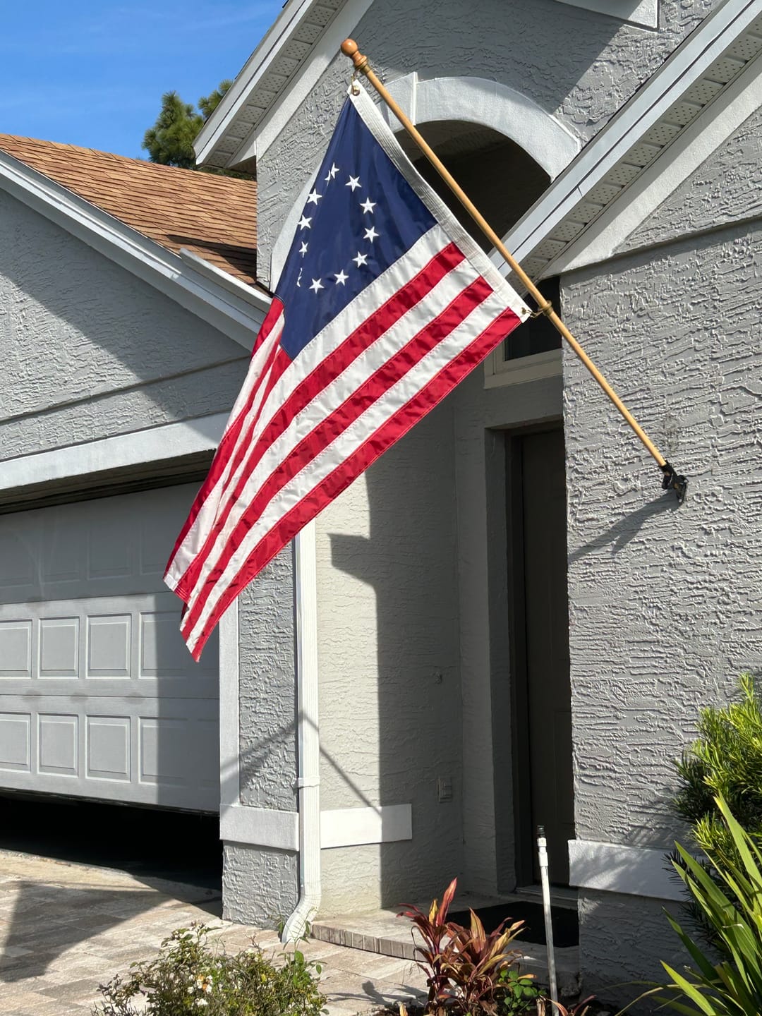 Customer photo review of 3' x 5' Betsy Ross Flag Set