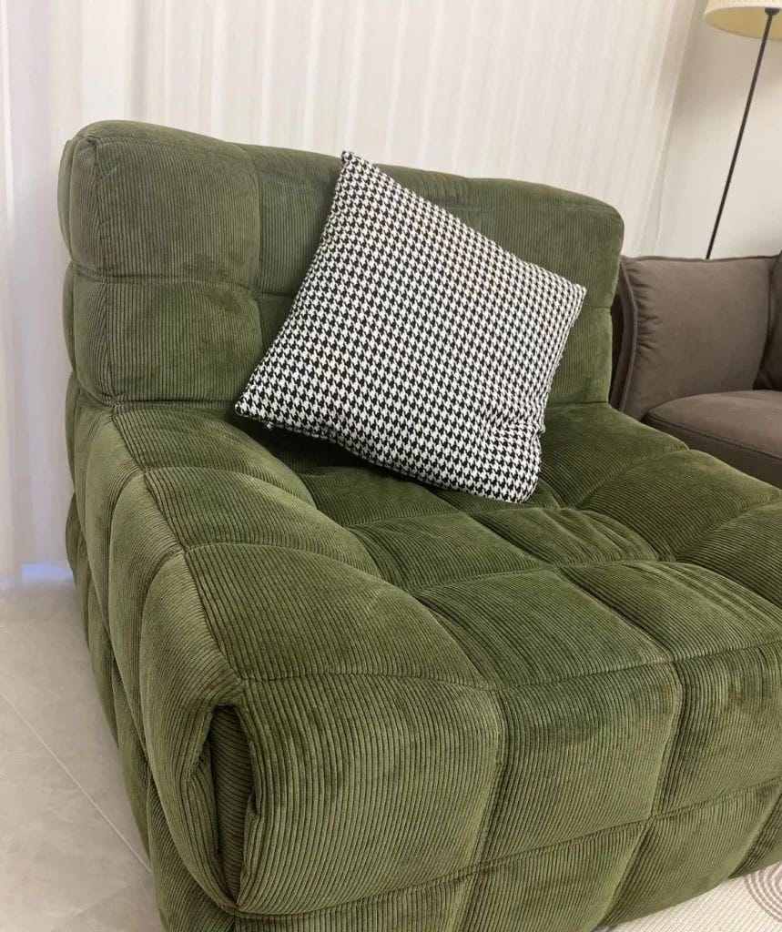 Customer photo review of Fauteuil Chauffeuse en Velours Côtelé – Assise Basse et Confort Enveloppant