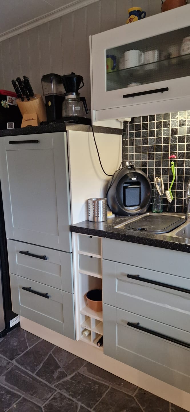 Customer photo review of Uni matt sage green kontaktplast