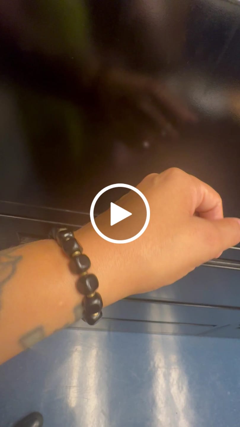 Customer video review of Obsidian Stone Copper Protection Bracelet