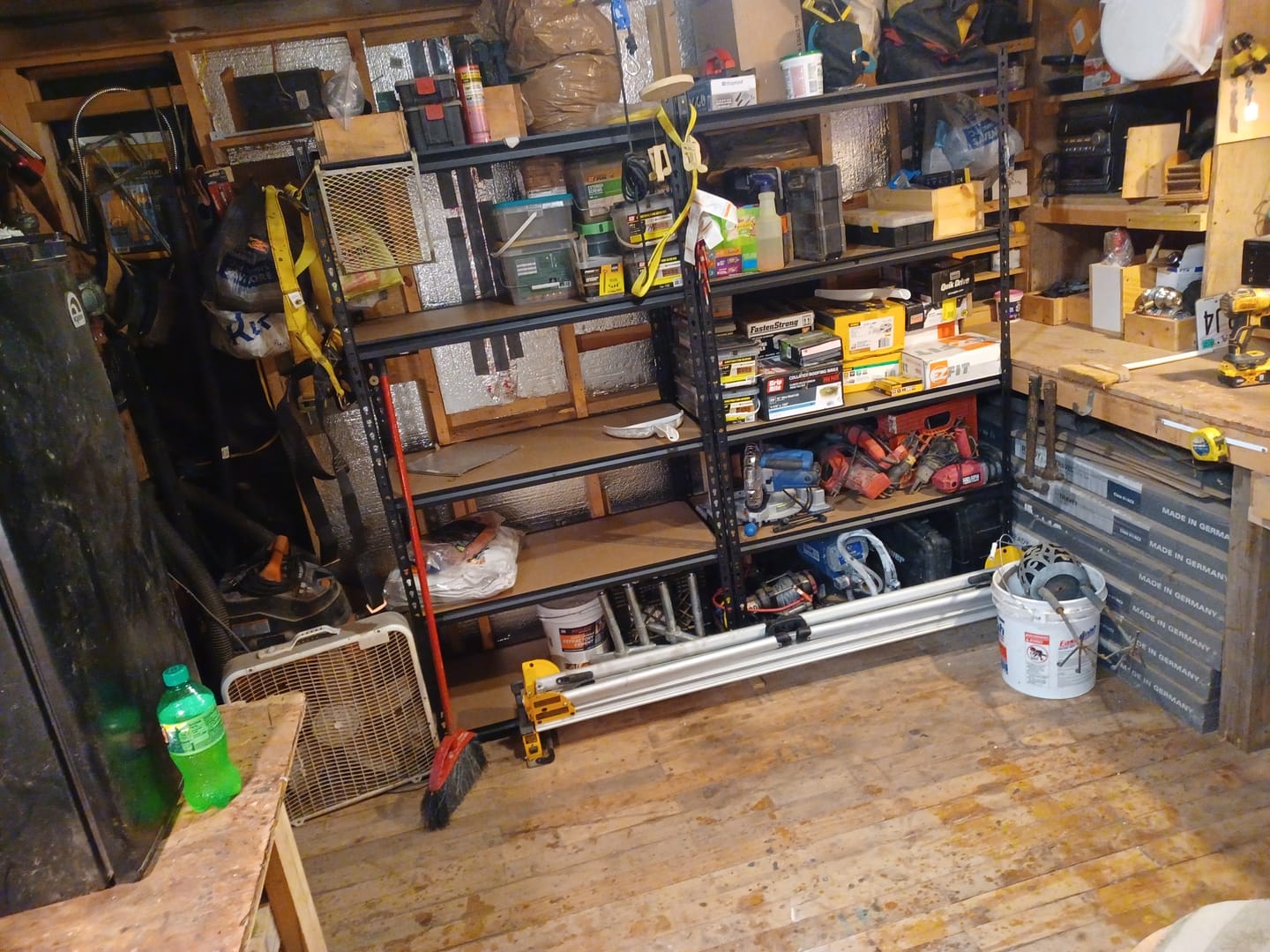 Customer photo review of Reibii 5-Tier 40" W Metal Shelving for Garage, 2500lbs Heavy Duty Storage Shelves, Adjustable Shelf for Closet, Warehouse, Commercial