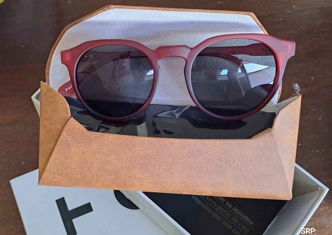 Customer photo review of Paul Wine Red