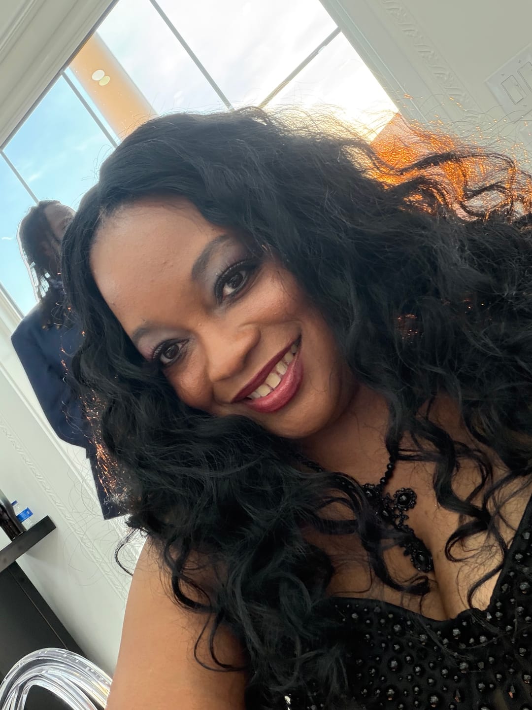 Customer photo review of Sensationnel Dashly 5" Deep HD Lace Front Wig - LACE UNIT 39
