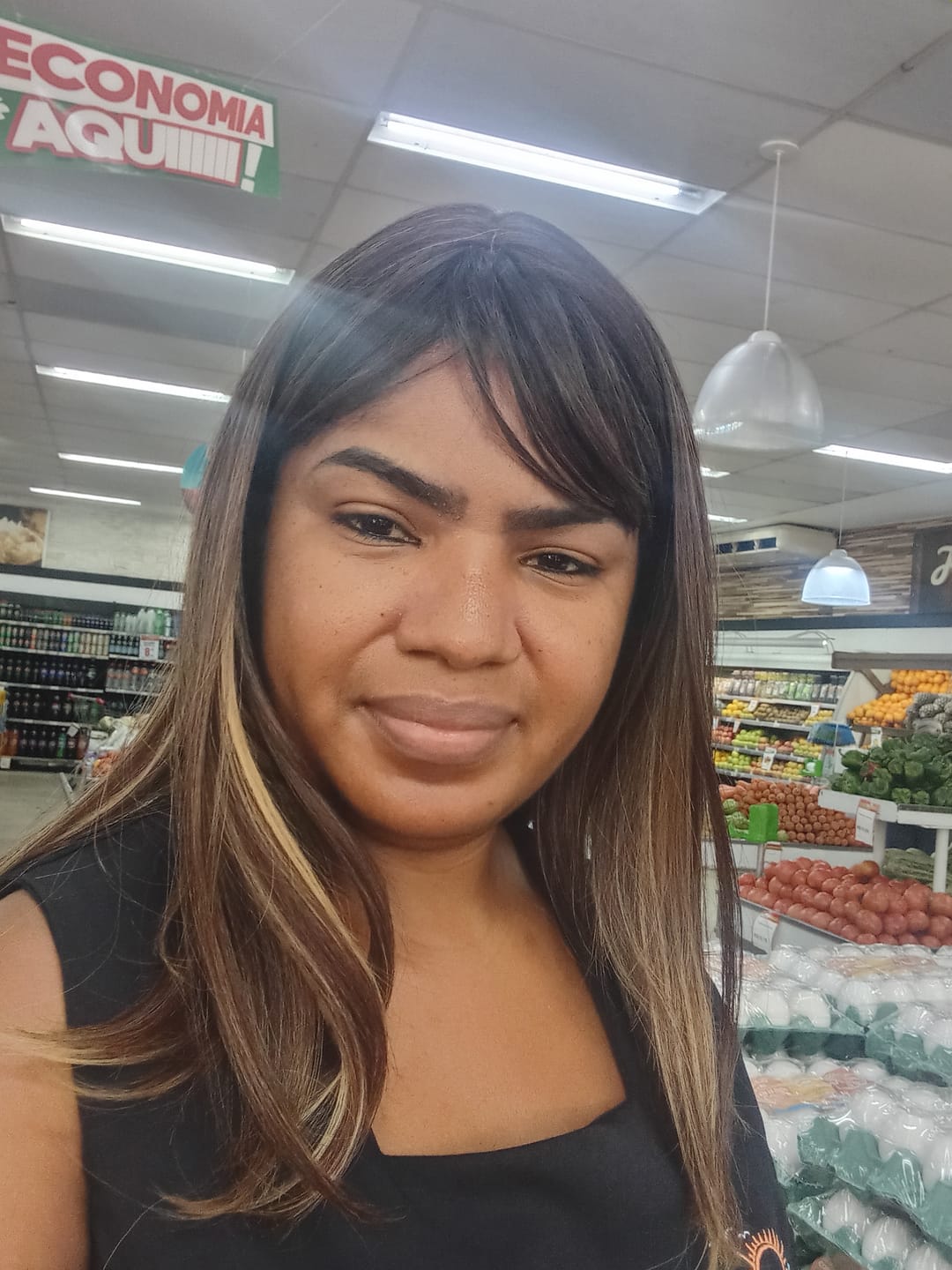 Customer photo review of Peruca Isa Castanho Luzes 3322 com Franja (Premium)