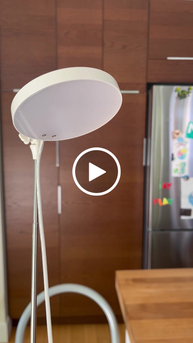 Customer video review of 28" Adjustable LED Plant Light