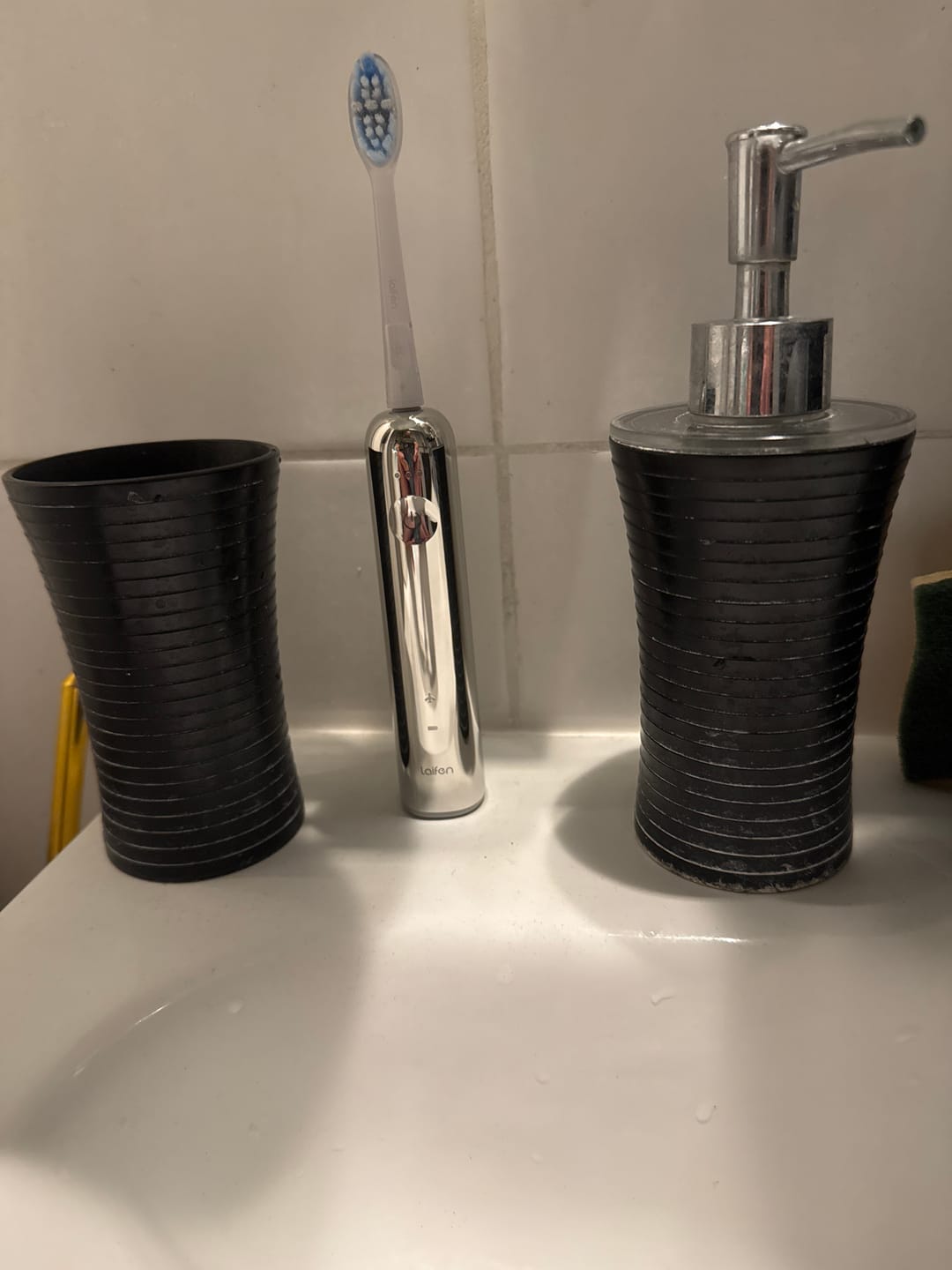 Customer photo review of Laifen Wave Pro Electric Toothbrush