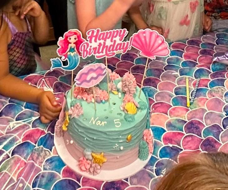 Customer photo review of Mermaid Cake