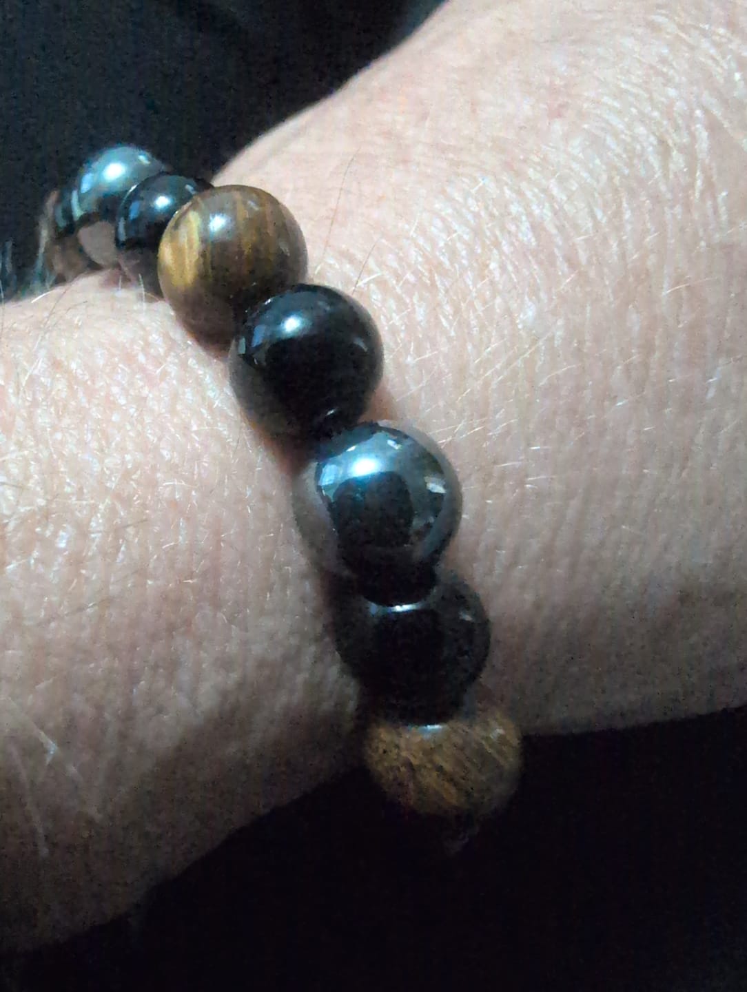 Customer photo review of Triple protection - beaded bracelet; black obsidian, tiger's eye and hematite