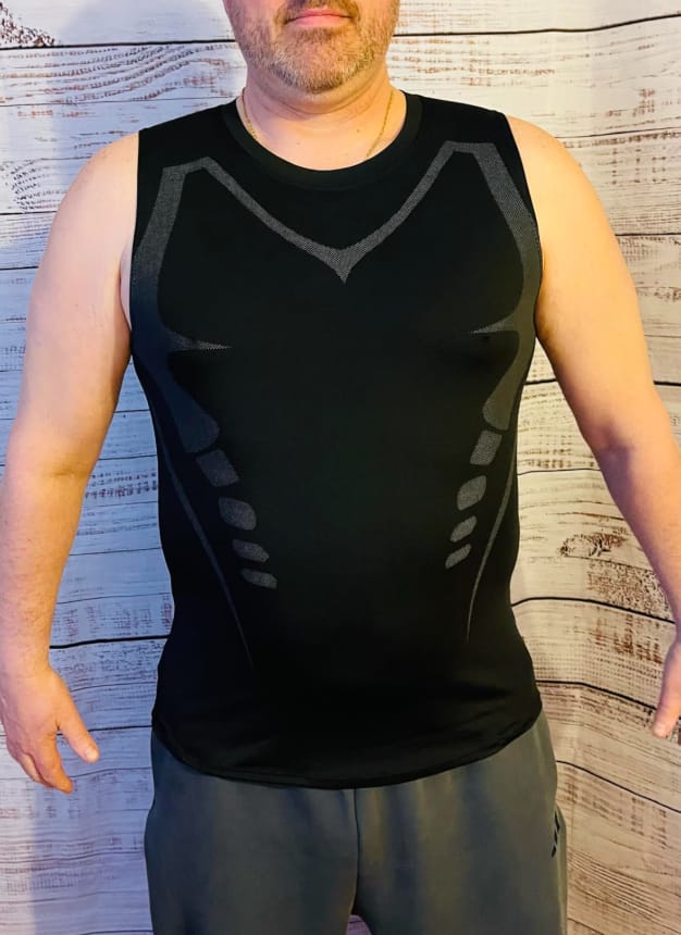 Customer photo review of KORVEN™ | Disimula Abdomen y Pecho