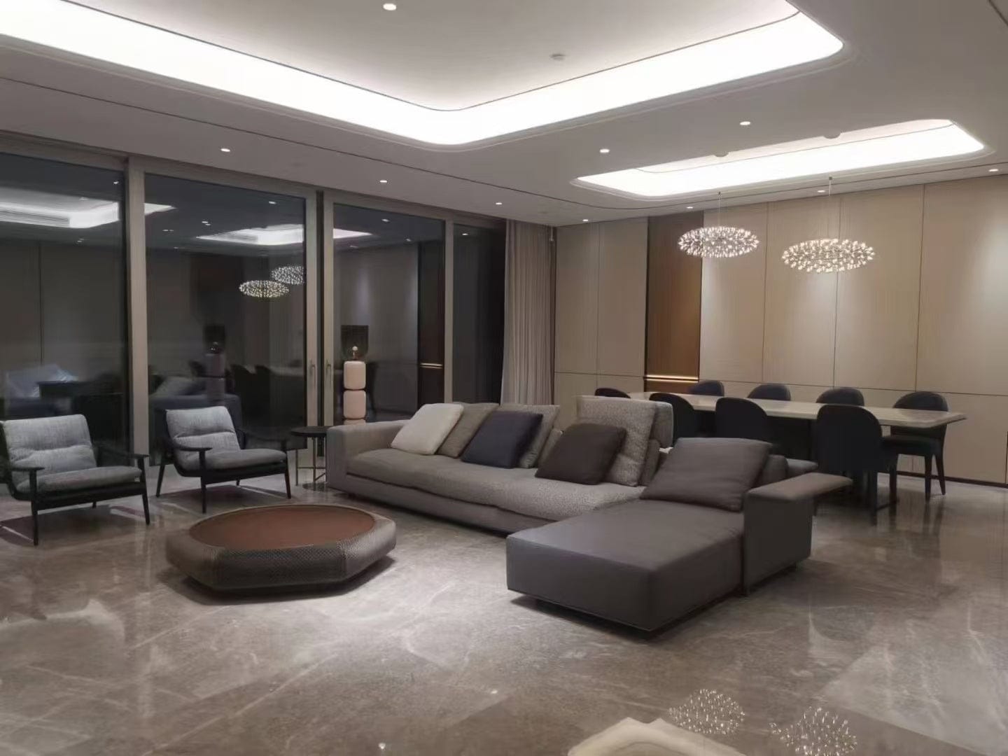 Customer photo review of Sparkling Raimond LED Elliptical Pendant Light