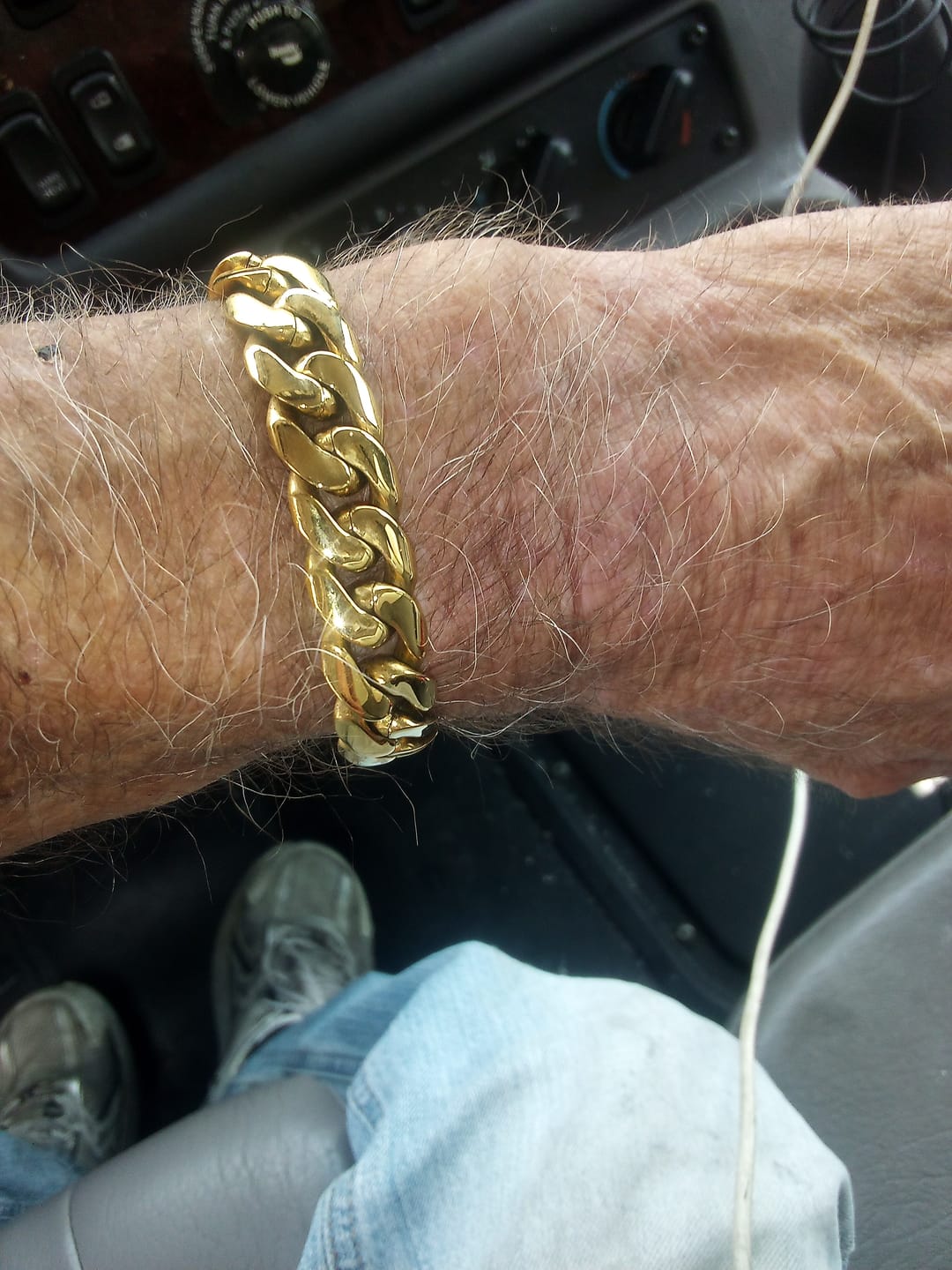 Customer photo review of 10mm-20mm Solid Iced Clasp Miami Cuban Bracelet