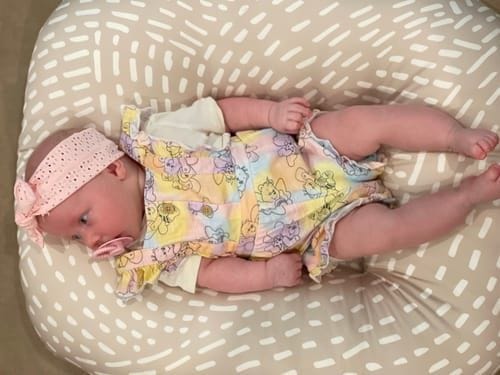 Customer photo review of Cushii Baby Lounger Wanderlust - Oatmilk