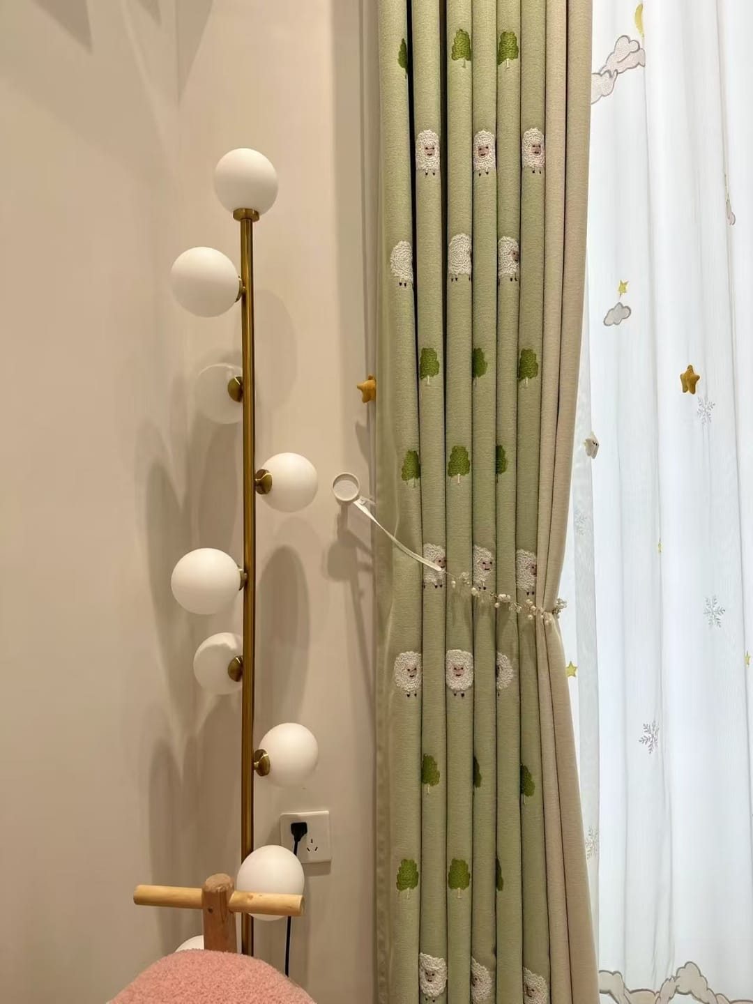 Customer photo review of Aveline Multi Globe Tree Floor Lamp