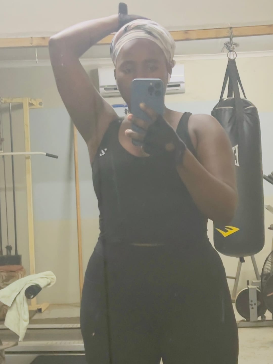 Customer photo review of Active Wear Women's Fitness Set