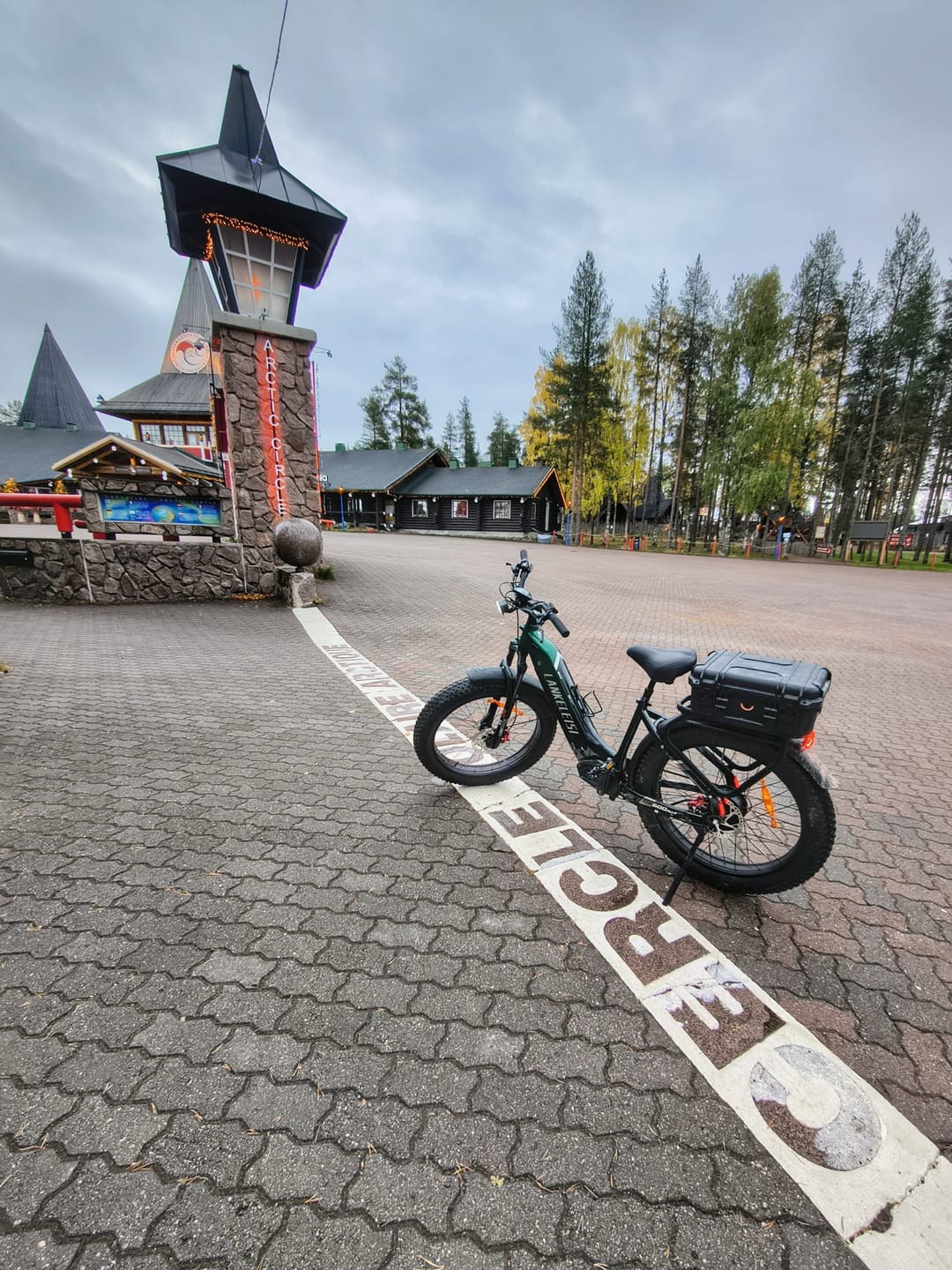 Customer photo review of Lankeleisi MG600 Plus 26" Fat Bike 960Wh All Terrain SUV E-Bike with Switchable Sensor 48V 20Ah Battery