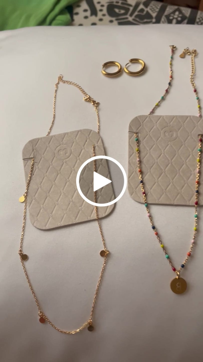 Customer video review of Collar Círculo Inicial