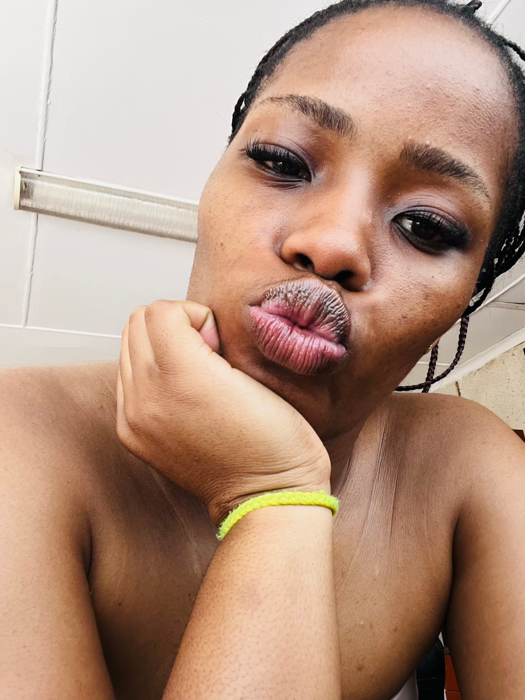 Customer photo review of Magic Lash Kit