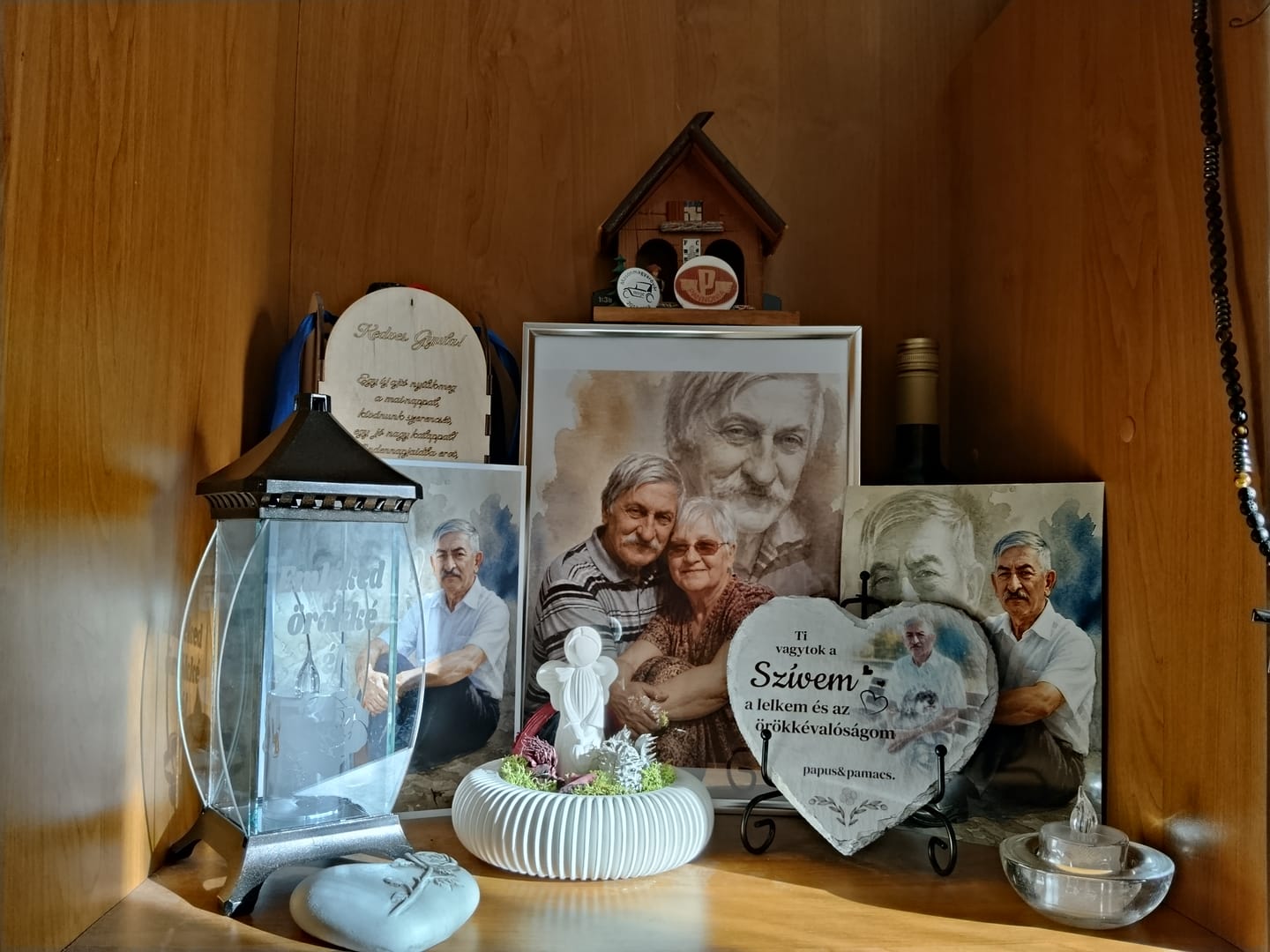 Customer photo review of NeFeledd - Személyre Szabott Emlékkő Pároknak / Családoknak