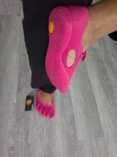 Customer photo review of Five Toe Shoes