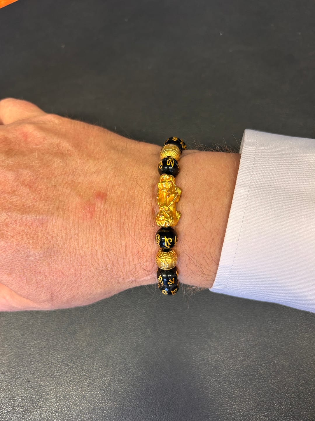 Customer photo review of Feng Shui PiXiu Obsidian-Armband zum Anziehen von Reichtum