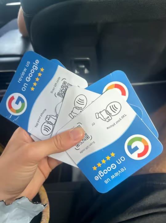Customer photo review of Placa NFC para reseñas de Google